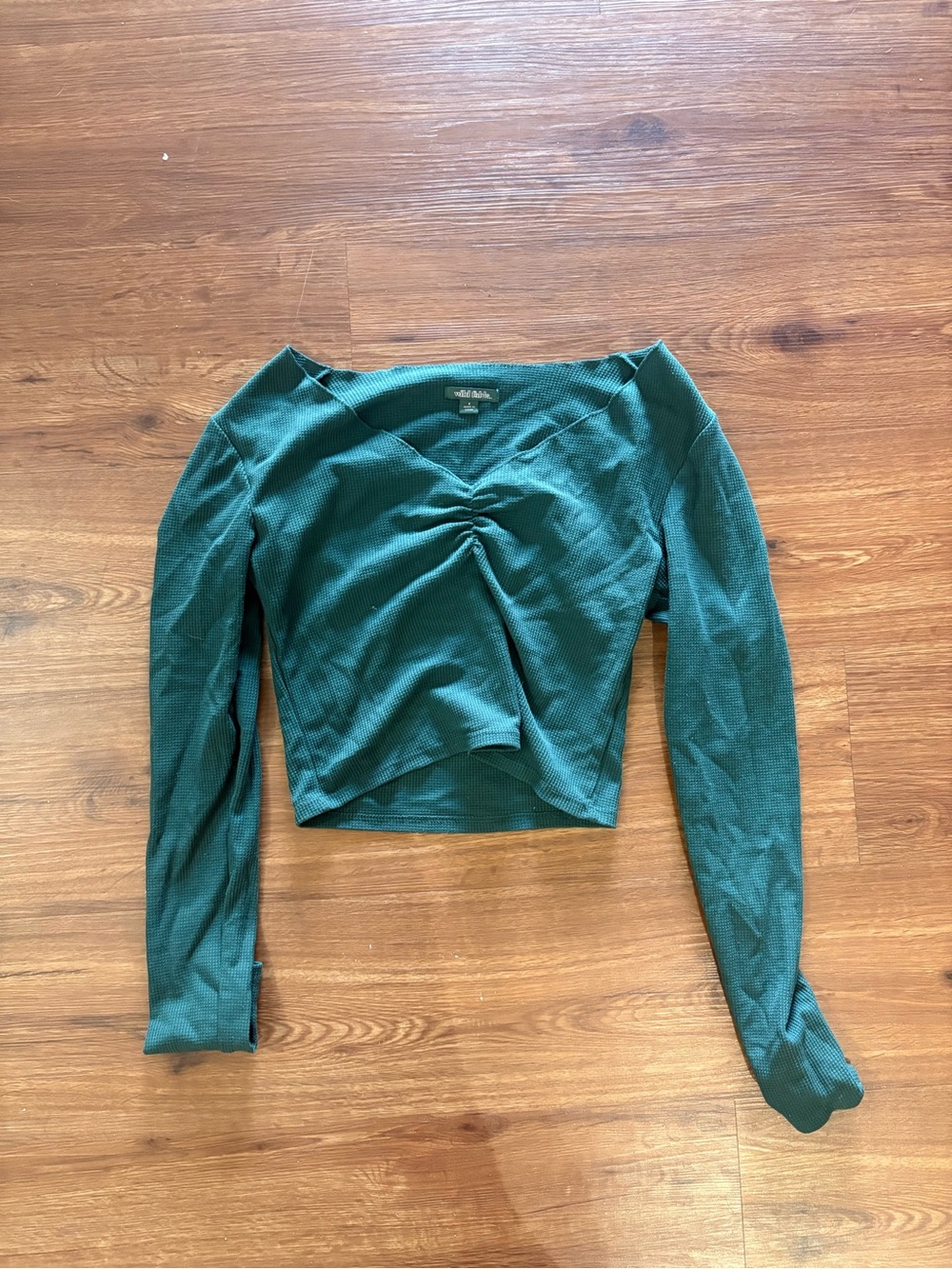wild fable green Ruched Front Long-Sleeve Crop Top